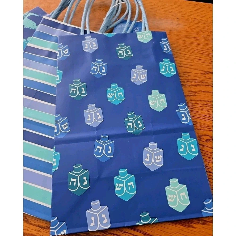 Spritz Hanukkah Gift Bags - 3 Packs (10 Total) - Target - Menorah, Dreidel, Dino